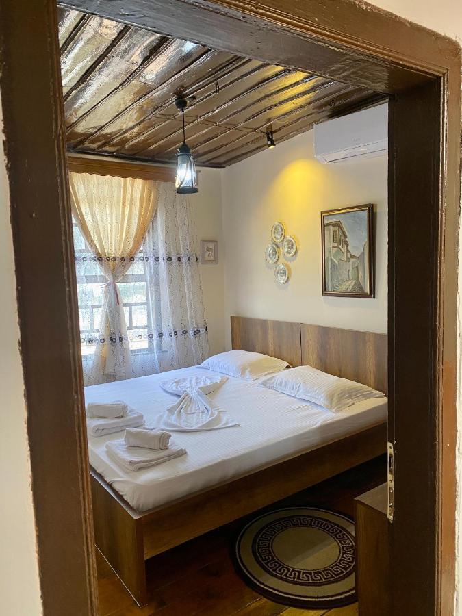 Restaurant & Guest House Semani Berat Exterior photo